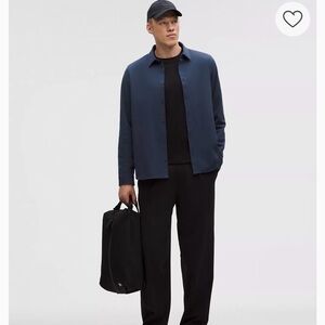 lululemon athletica Men's Navy Long-Sleeve Button Shirt